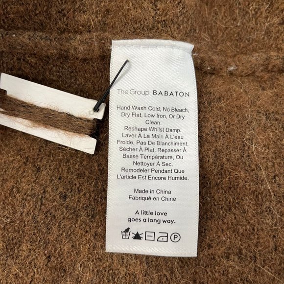 Aritzia Babaton Adichie Sweater - Picture 11 of 12